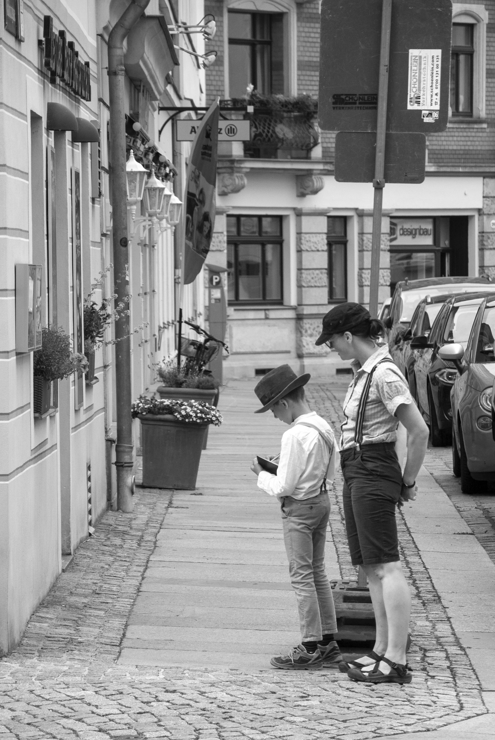 Erich Kästner Ralley in Dresden - Detektiv im Arbeitsmodus - Foto Dr. Julia Naudszus